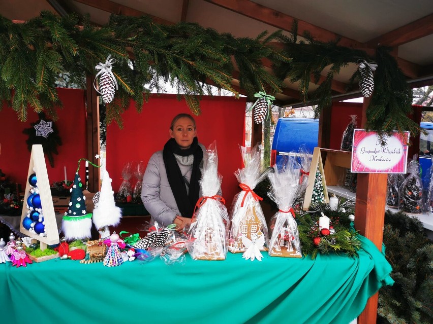 Jarmark Bożonarodzeniowy na Rynku w Szadku jeszcze do soboty ZDJĘCIA