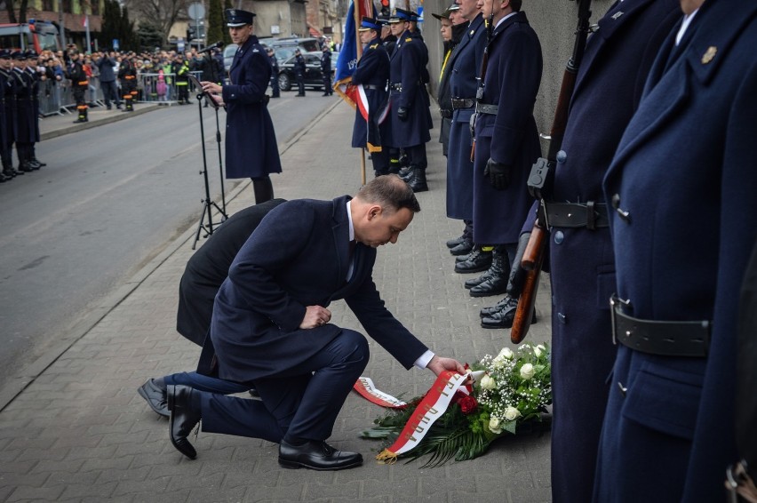 Dwa lata temu hołd pomordowanym w ZK Rawicz pod więziennym murem składał Prezydent Andrzej Duda. Teraz o ich patriotycznej postawie będzie przypominał mural