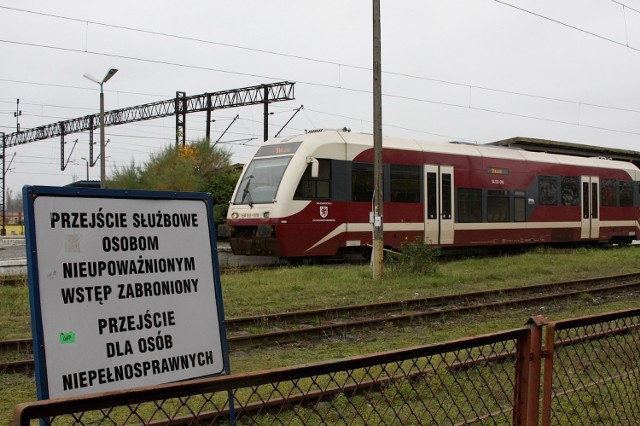 Szynobus na trasie Sławno - Darłowo - Sławno wypadł z rozkładu jazdy ze względów ekonomicznych. Tak to umotywował Urząd Marszałkowski w Szczecinie