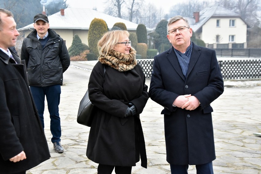 Gdy marszałek oglądał most w przedszkolu dzieciaki czekały...