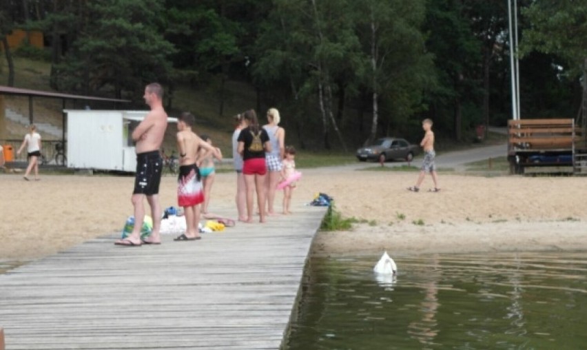 Plaża nad Jeziorem Skulska Wieś jest popularna przede...