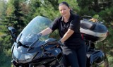 Radomsko: Starosta na motocyklu promuje nowy album fotograficzny powiatu
