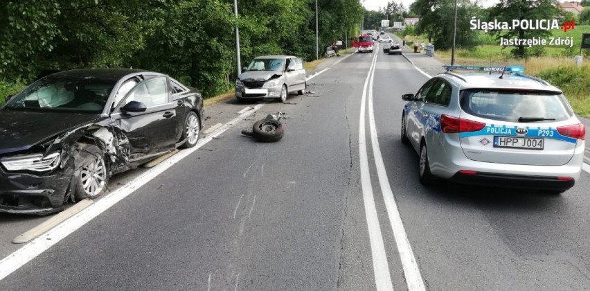 W wypadku brały udział trzy samochody