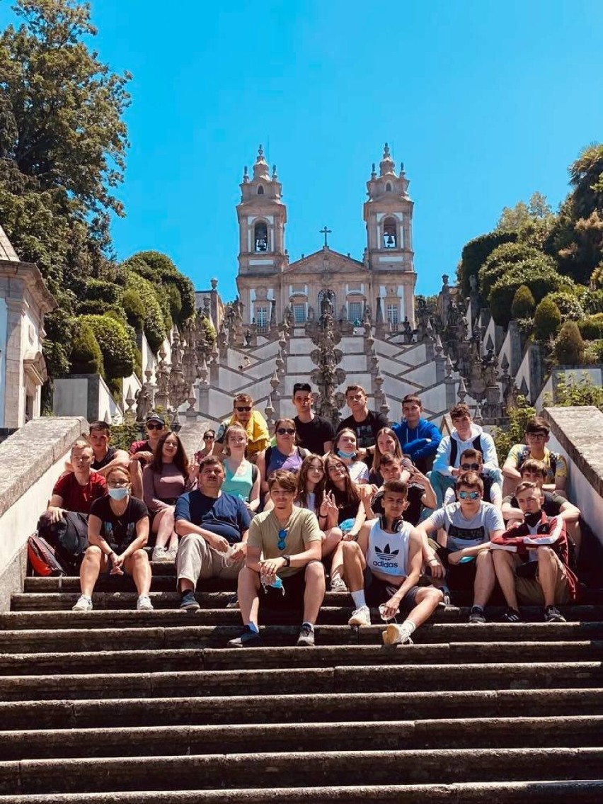 Uczniowie z Bierutowa na praktykach zawodowych w Portugalii