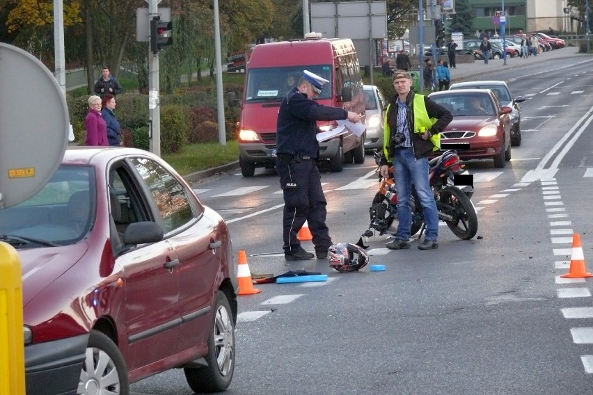 Wypadek motoru - kobieta w szpitalu