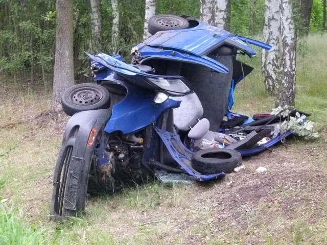 Policja bada przyczyny tragicznego w skutkach wypadku drogowego