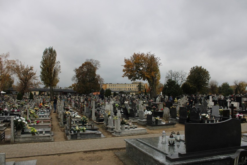 Kwesta na gnieźnieńskich cmentarzach. Celem jest renowacja nagrobków zasłużonych mieszkańców