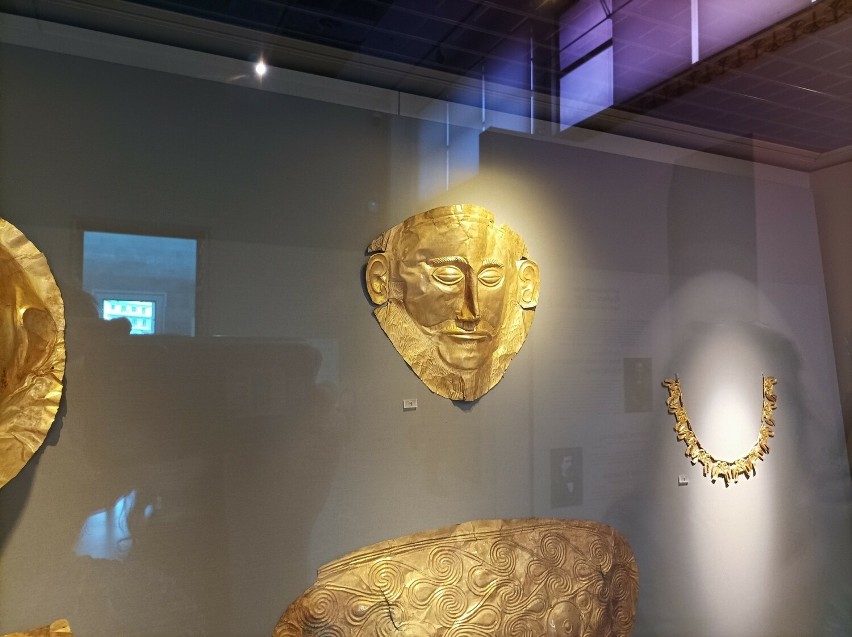 Słynna tzw. złota maska Agamemnona. Przykryto nią twarz...