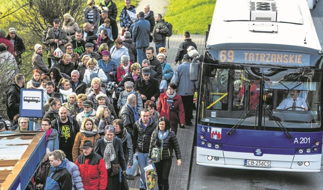 W niedzielę obyło się bez bardzo dużych utrudnień na największych arteriach w mieście. Sporym zainteresowaniem cieszyła się linia 69, z której skorzystało najwięcej pasażerów