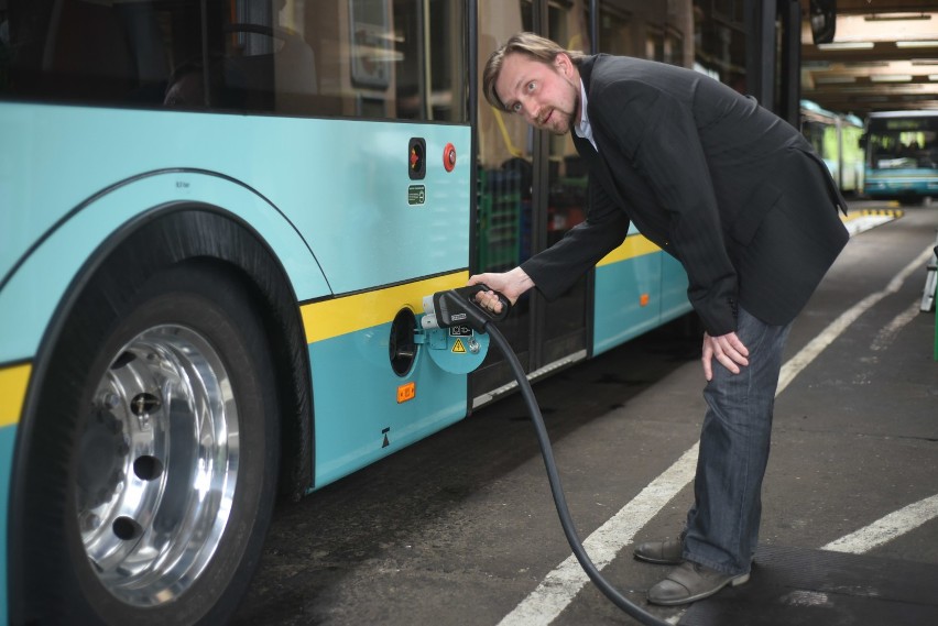 Solarisa Urbino 12 Electric - pierwszy elektrobus w Polsce, jeździ po Jaworznie [ZDJĘCIA]