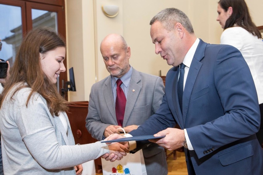 W Sali Sesyjnej urzędu miasta odbyła się gala, na której...