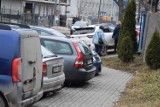 Koszmar dla kierowców i pieszych na ulicy Górnej w Kielcach. "Jest bardzo niebezpiecznie" - alarmują Czytelnicy. Zobacz zdjęcia