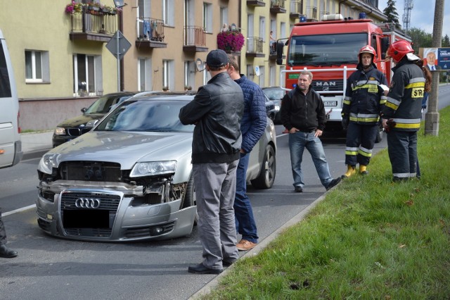 Kolizja audi ze skuterem w Nowym Targu.