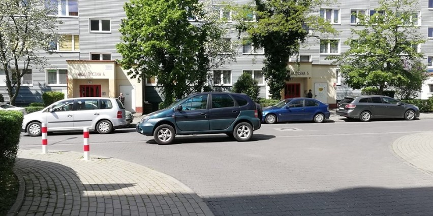 Mistrz parkowania po legnicku - oto najgorsi kierowcy w maju [ZDJĘCIA]