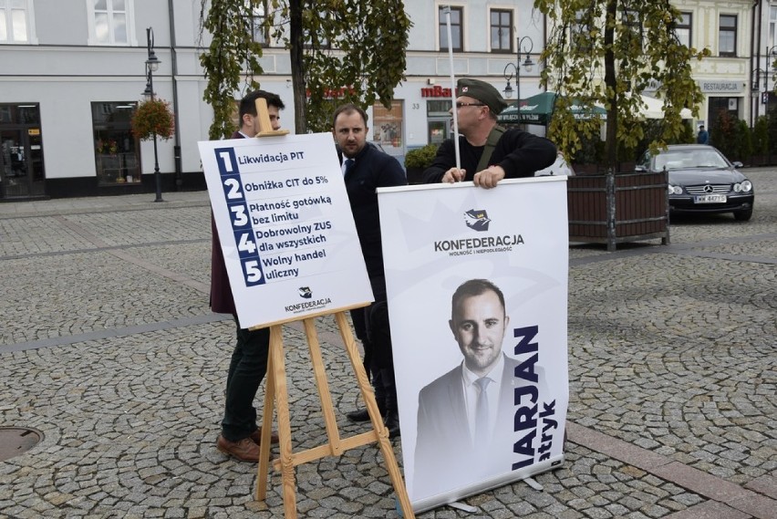 Na skierniewickim rynku odbyła się konferencja z udziałem...