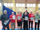 Sportowe Mistrzostwa Łęczyckiego Uniwersytetu Trzeciego Wieku. Seniorzy zmierzyli się z tenisem stołowym 