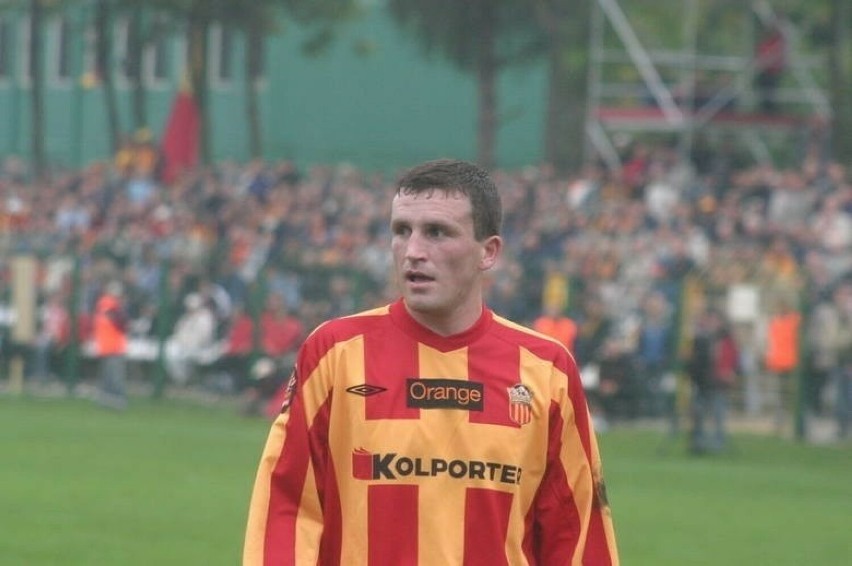 Grał w Koronie w latach 2004 - 2005. 13 meczów w...