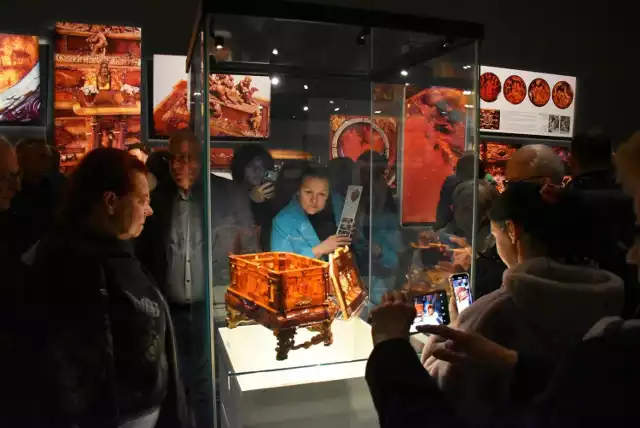 Dzięki projektowi badawczemu Muzeum Zamkowego jest okazja, by zajrzeć do środka słynnej szkatuły Mauchera.