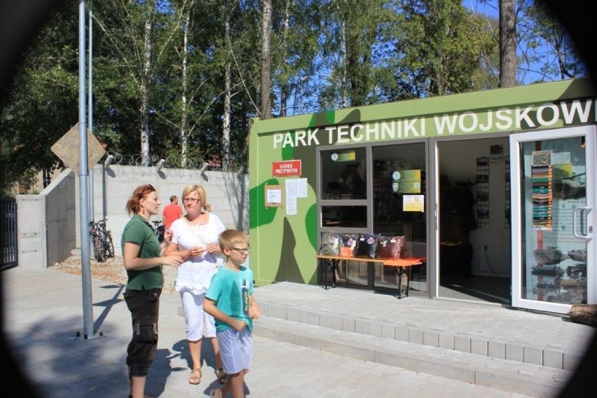 Park techniki wojskowej w Zabrzu, ul. Henryka Sienkiewicza...