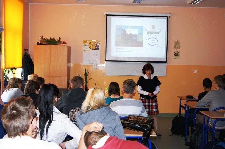 Uczniowie z Zespołu Szkół nr 1 w Nowym Dworze Gdańskim uczestniczyli w uniwersyteckich wykładach