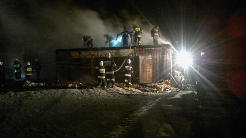 Pożar w Soblówce. Płonęła stodoła [ZDJĘCIA]