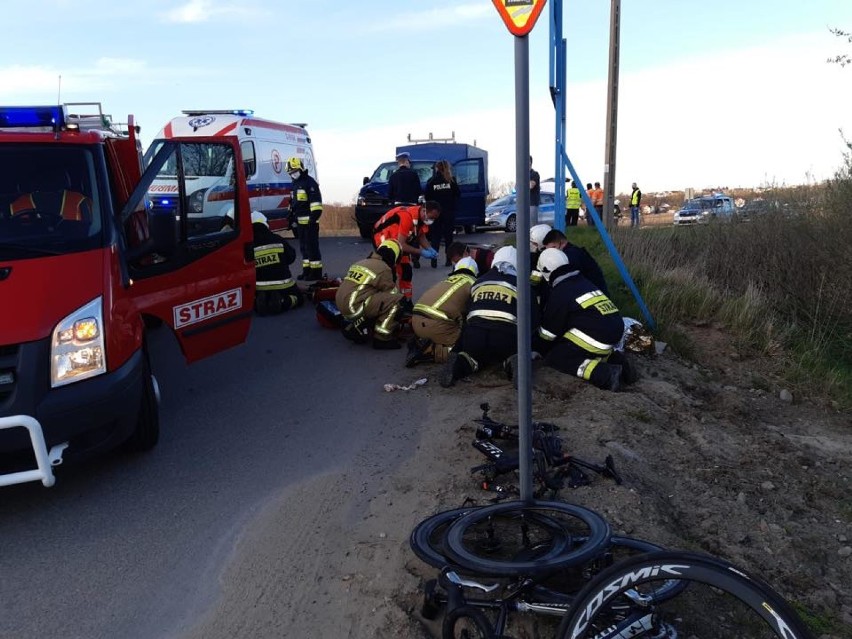 Dwóch rowerzystów potrąconych w Żukowie - jeden trafił do szpitala w stanie ciężkim