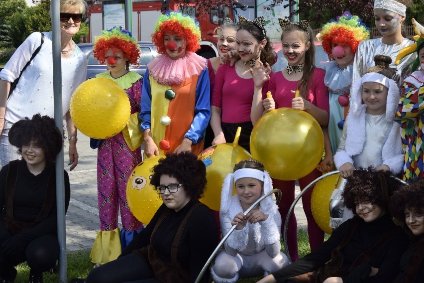 W niedzielę, 27 maja, gmina Maków po raz 20. bawiła się na...