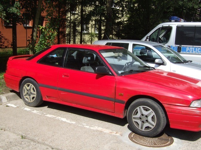 Mazda, w której policjanci znaleźli narkotyki