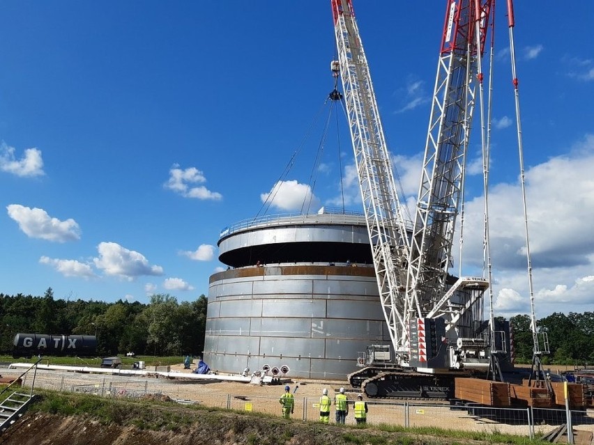 Kolejny etap budowy bazy paliw w Boronowie zakończony