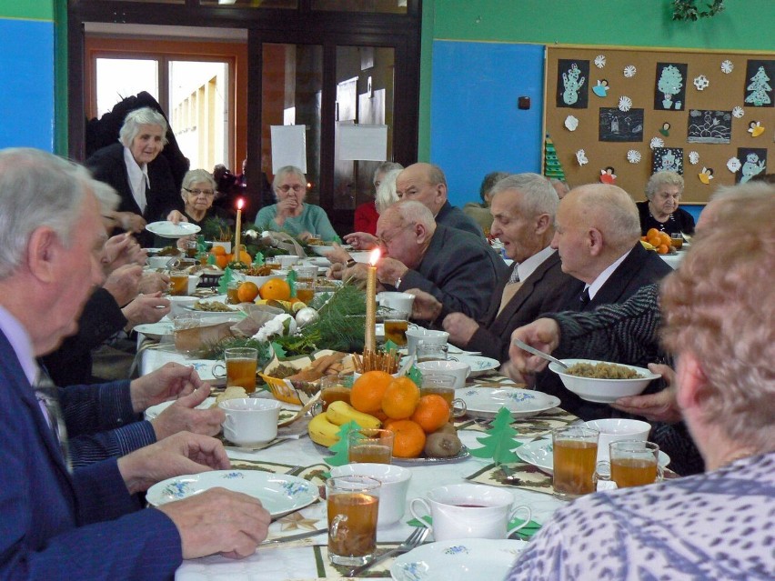 Spotkanie wigilijne dla najstarszych mieszkańców gminy Kwilcz