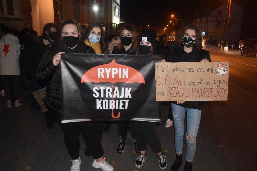 Rypin. Drugi protest kobiet w Rypinie [zobacz zdjęcia i filmy]