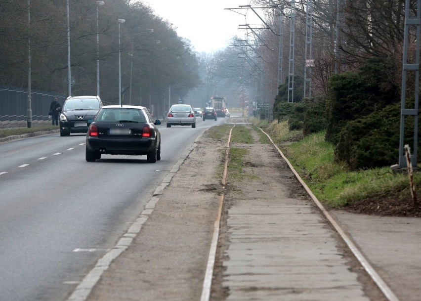 Odpowiedź ZDiTM na pomysł Czytelnika. Pojedziemy tramwajem przez ulicę Klonowica w Szczecinie? 