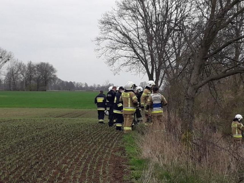 Akcja poszukiwawcza miała tragiczny finał. Ciało kobiety wyłowiony z Prosny w Kuźni