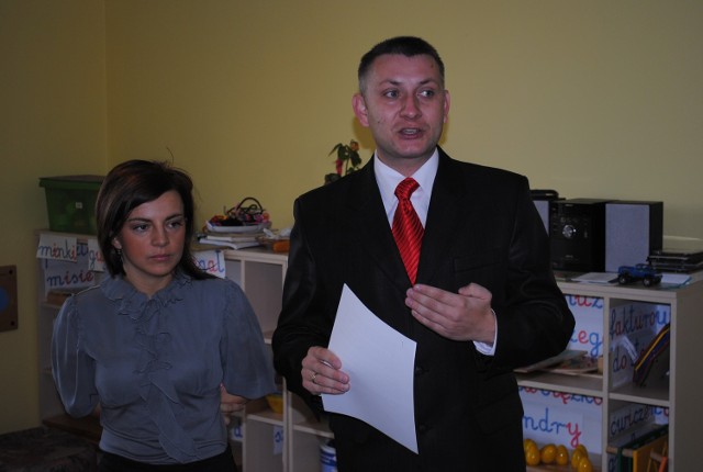 Dariusz Wilczewski mówi o małej liczbie przedszkoli w Koninie