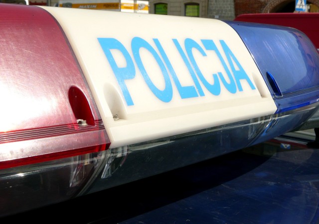 Policjanci szukają świadków potrącenia pieszego w miejscowości Długie