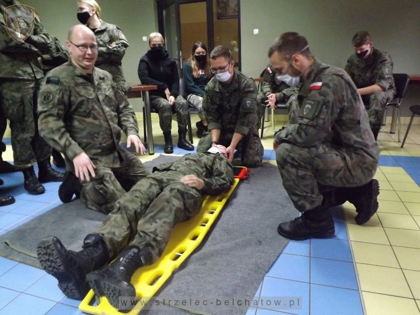 Strzelcy z Bełchatowa na kursie pierwszej pomocy przedmedycznej