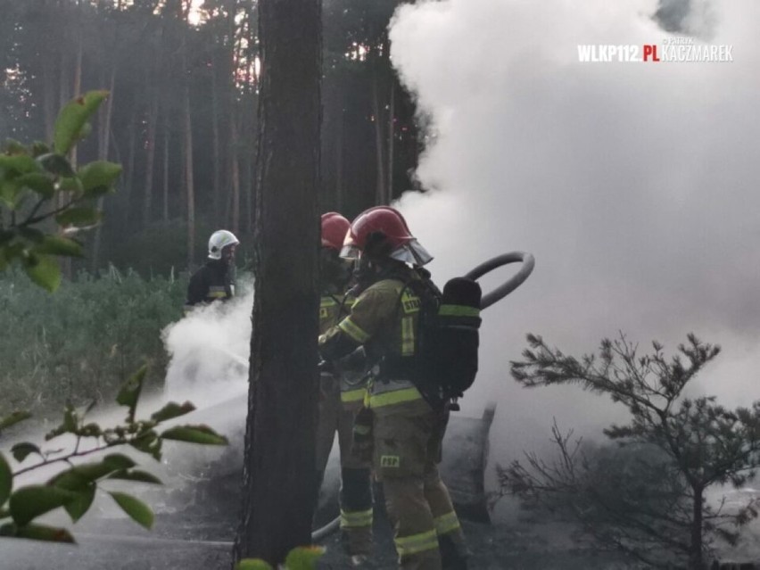 Pożar samochodu osobowego w miejscowości Kębłowo