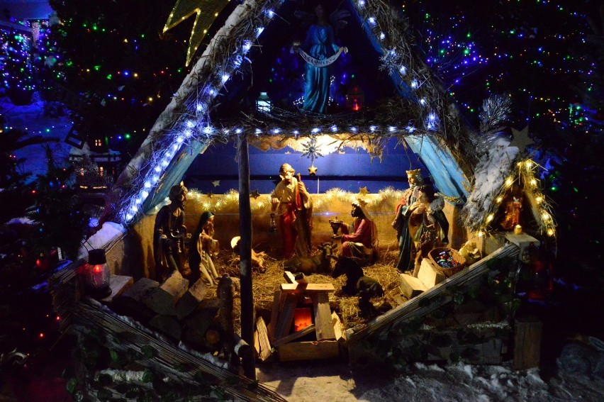 Wyjątkowa świąteczna iluminacja w Stróży. Warto tu zajrzeć [ZDJĘCIA]