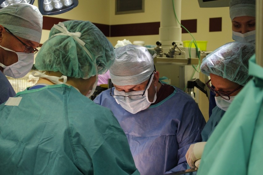 Nowatorska operacja w Szpitalu Dziecięcym w Prokocimiu. Dla operowanej dziewczynki to była jedna szansa