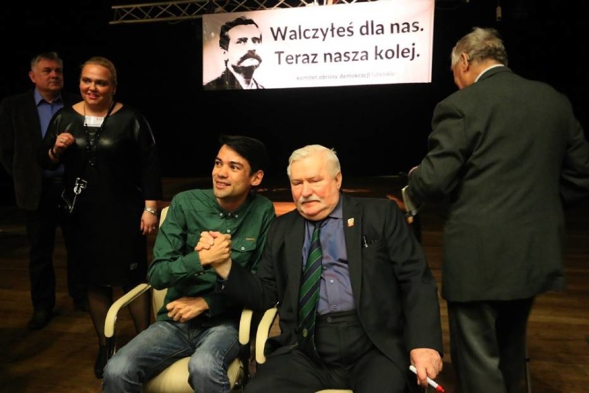 Lech Wałęsa podczas spotkania w Lublinie organizowanego przez KOD