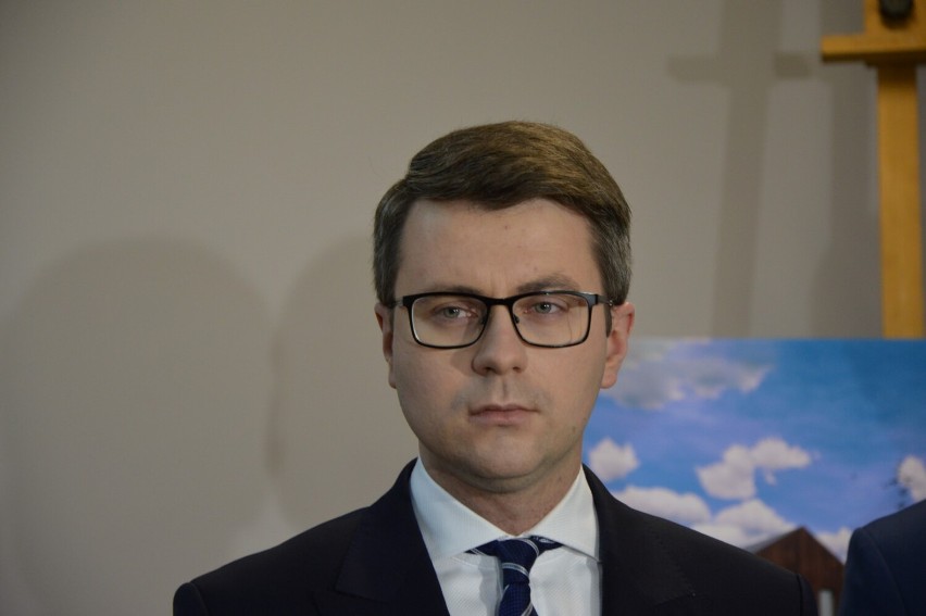 Lębork. Rzecznik rządu ogłosił duże, rządowe wsparcie dla budowy hospicjum w Pogorzelicach