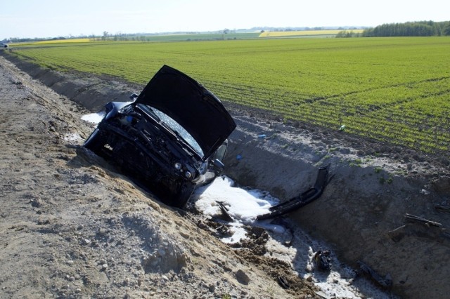 W sobotę (9 maja) doszło do kolizji samochodu osobowego z ciągnikiem rolniczym. Do zdarzenia doszło w Duninowie (gmina Ustka).