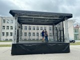 Imprezy Koneckiego Centrum Kultury na mobilnej scenie. Dzięki niej placówka zaoszczędzi sporo pieniędzy