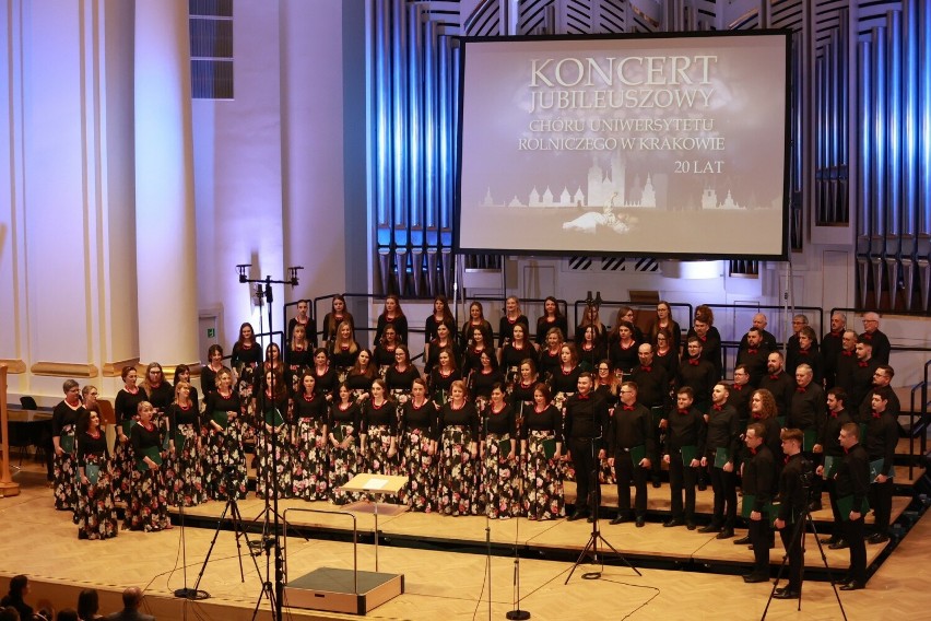 „Sen Wiejski” w Filharmonii Krakowskiej. To był wyjątkowy koncert z okazji jubileusz Chóru Uniwersytetu Rolniczego w Krakowie