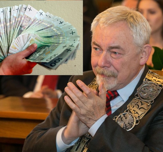 Prezydent Krakowa w ubiegłym roku zarobił w sumie ponad 416 tys. zł