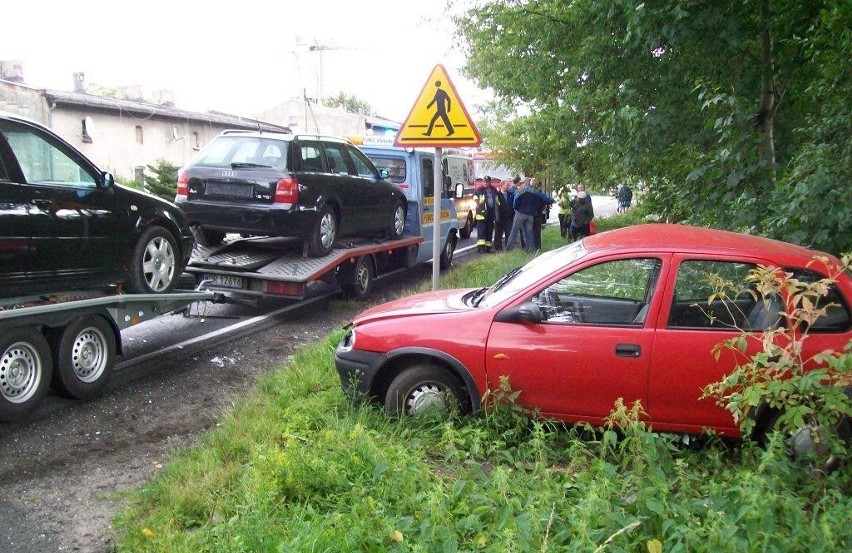 Wypadek w Stawie. Opel Corsa uderzył w Volkswagena [ZDJĘCIA]