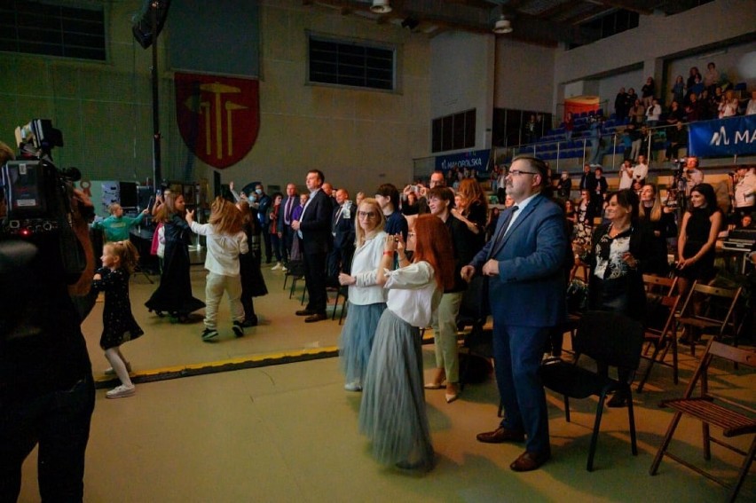 Gala Laureatów 14. Festiwalu Piosenki "Integracja malowana...