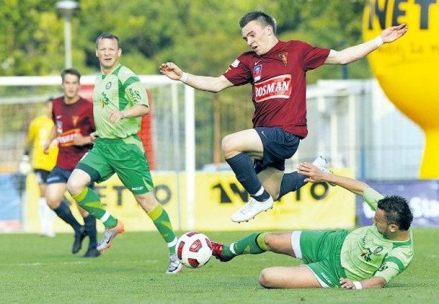 Daniel Wólkiewicz (u góry) i Bartosz Ława to jedyni wychowankowie Pogoni w jej kadrze.