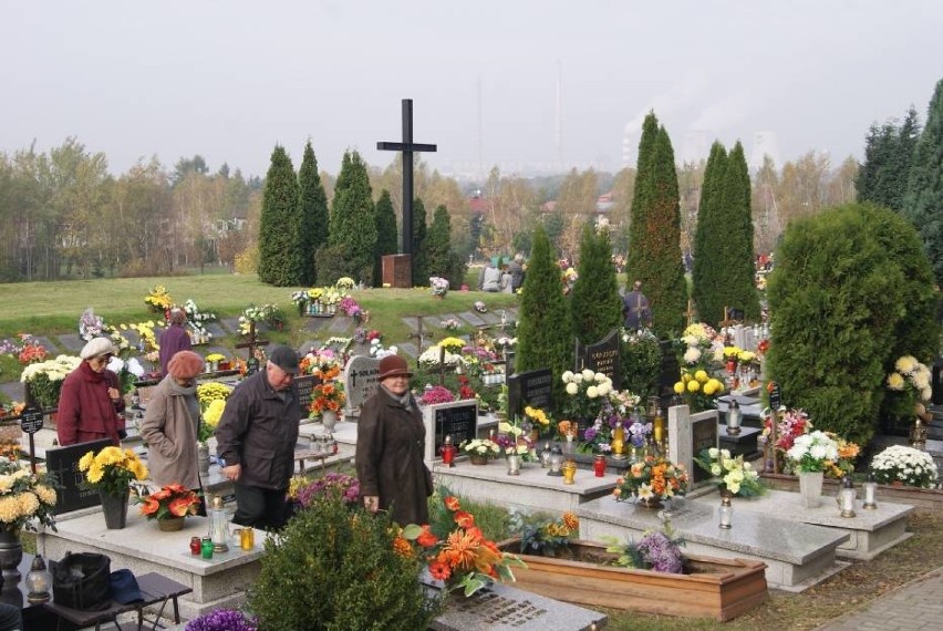 Wszystkich Świętych w Rybniku: objazdy przy cmentarzach