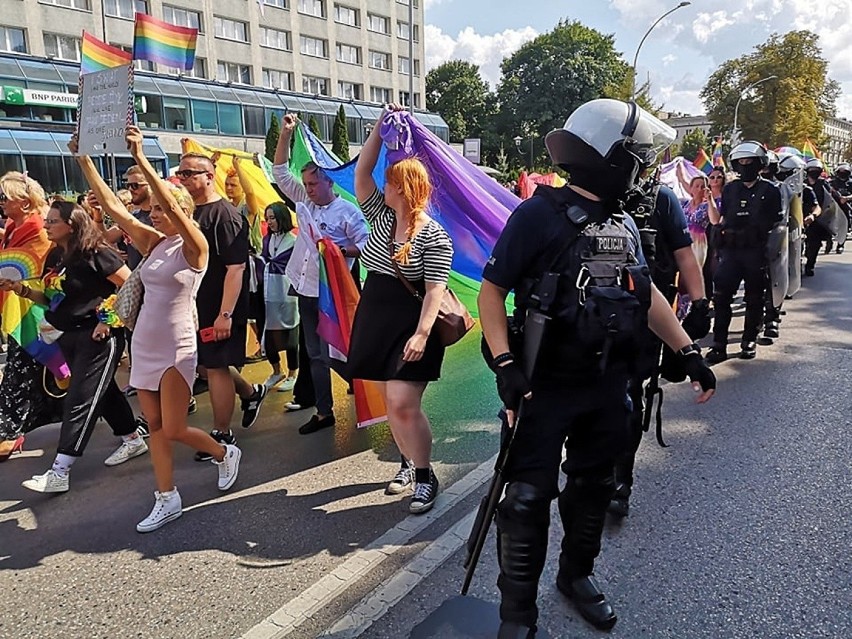 Marsz Równości odbywa się w Częstochowie. W...